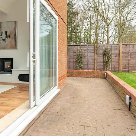 Luxury Self Contained One Bedroom - Sawbridgeworth Sheering  Exterior photo