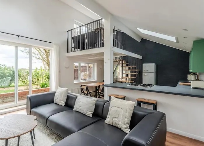 Luxury Self Contained One Bedroom - Sawbridgeworth